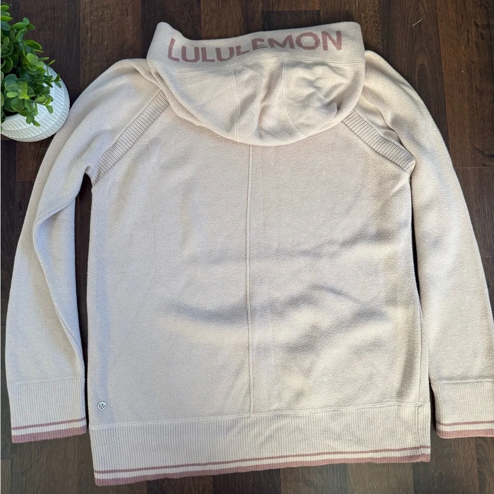 Lululemon Soothe Away Hoodie - Picture 7 of 14
